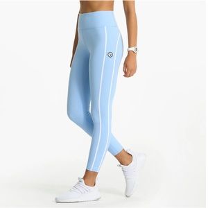 Vuori XS Track Legging in Light Blue